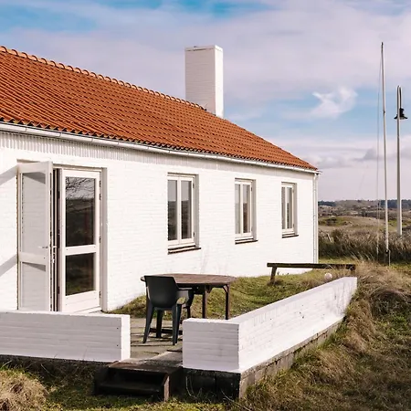 Zuidwest 6, Garden, Dunes & Free Parking Villa