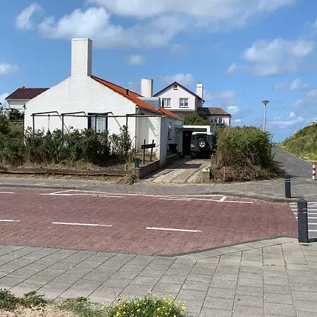 Zuidwest 6, Garden, Dunes & Free Parking *