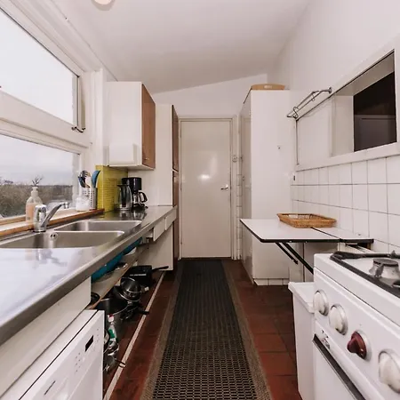 Zuidwest 6, Garden, Dunes & Free Parking *