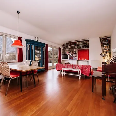 Zuidwest 6, Garden, Dunes & Free Parking *