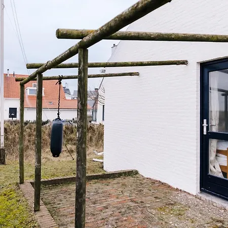 Zuidwest 6, Garden, Dunes & Free Parking * Zandvoort