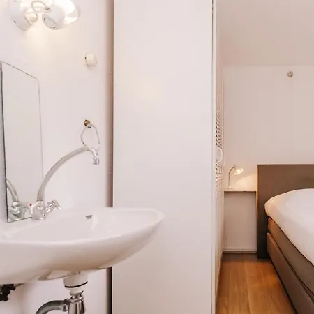 Zuidwest 6, Garden, Dunes&free Parking