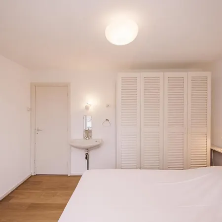 Zuidwest 6, Garden, Dunes & Free Parking * ザントフォールト