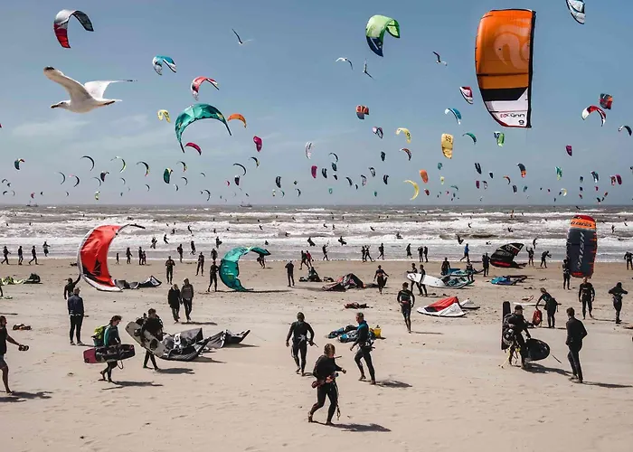 Zuidwest 6, Garden, Dunes&free Parking