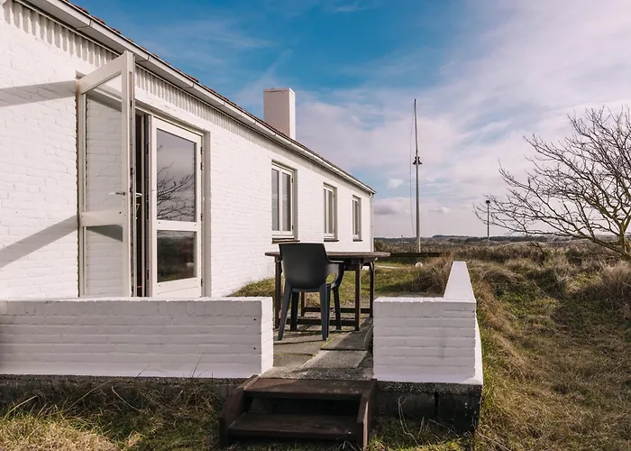 Zuidwest 6, Garden, Dunes&free Parking Villa *